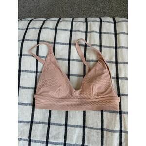 Aerie tan scoop swim top size XS. Removable pads. EUC